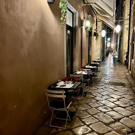 Tinel Διαμέρισμα