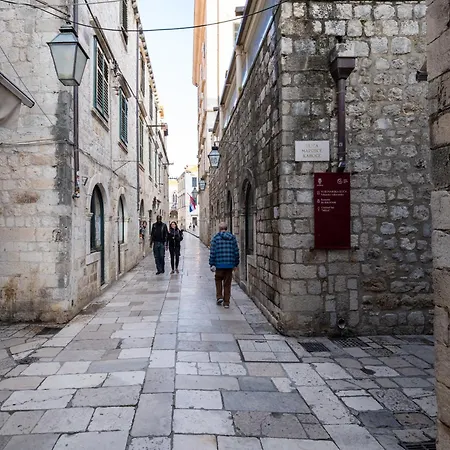 Tinel * Dubrovnik